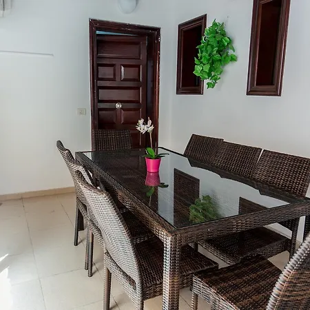Maya Golf With A/c Appartement *