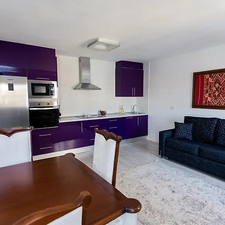 Maya Golf With A/c Apartment *